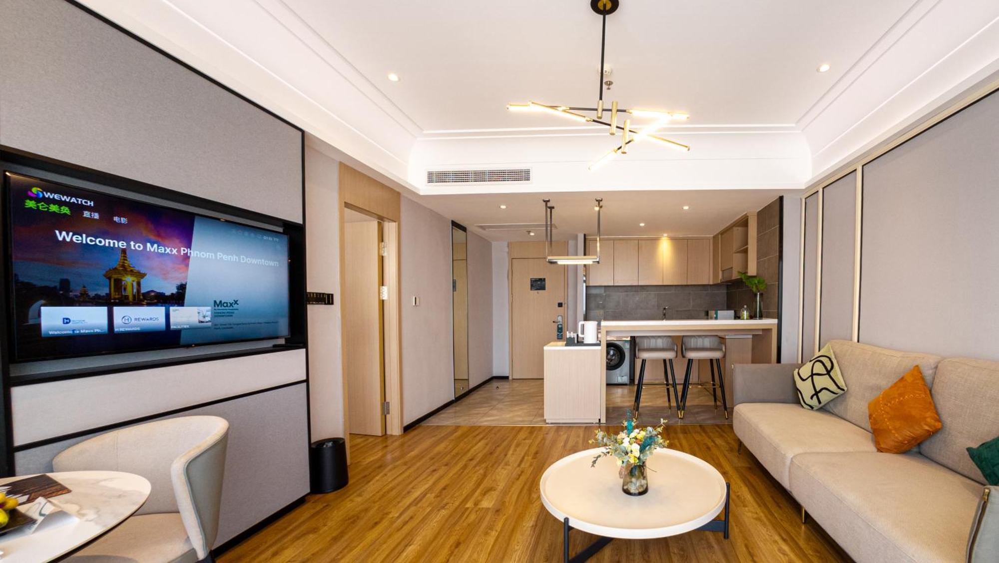 Maxx Phnom Penh Downtown By H World Hotel Exterior foto