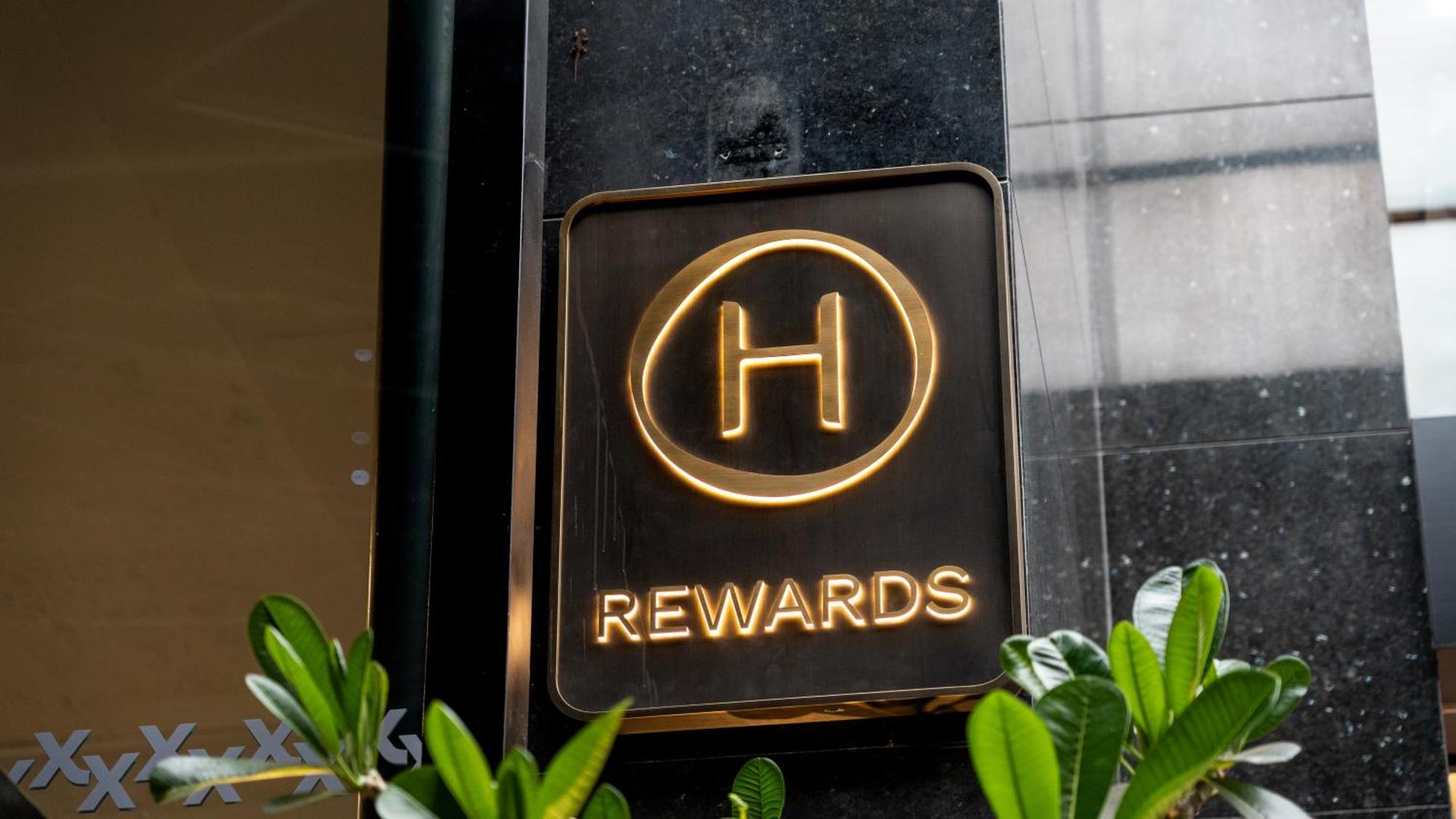 Maxx Phnom Penh Downtown By H World Hotel Exterior foto