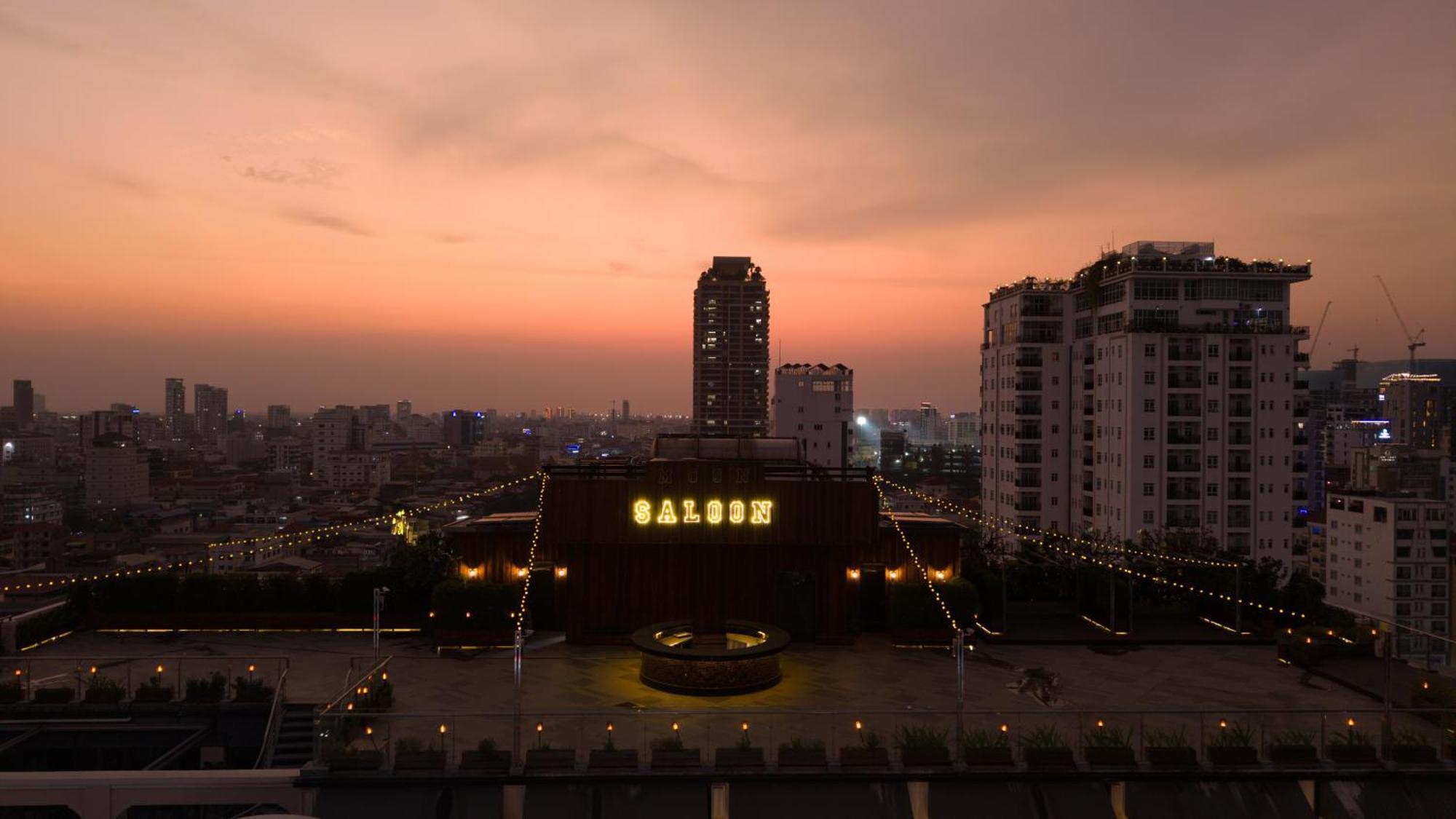 Maxx Phnom Penh Downtown By H World Hotel Exterior foto