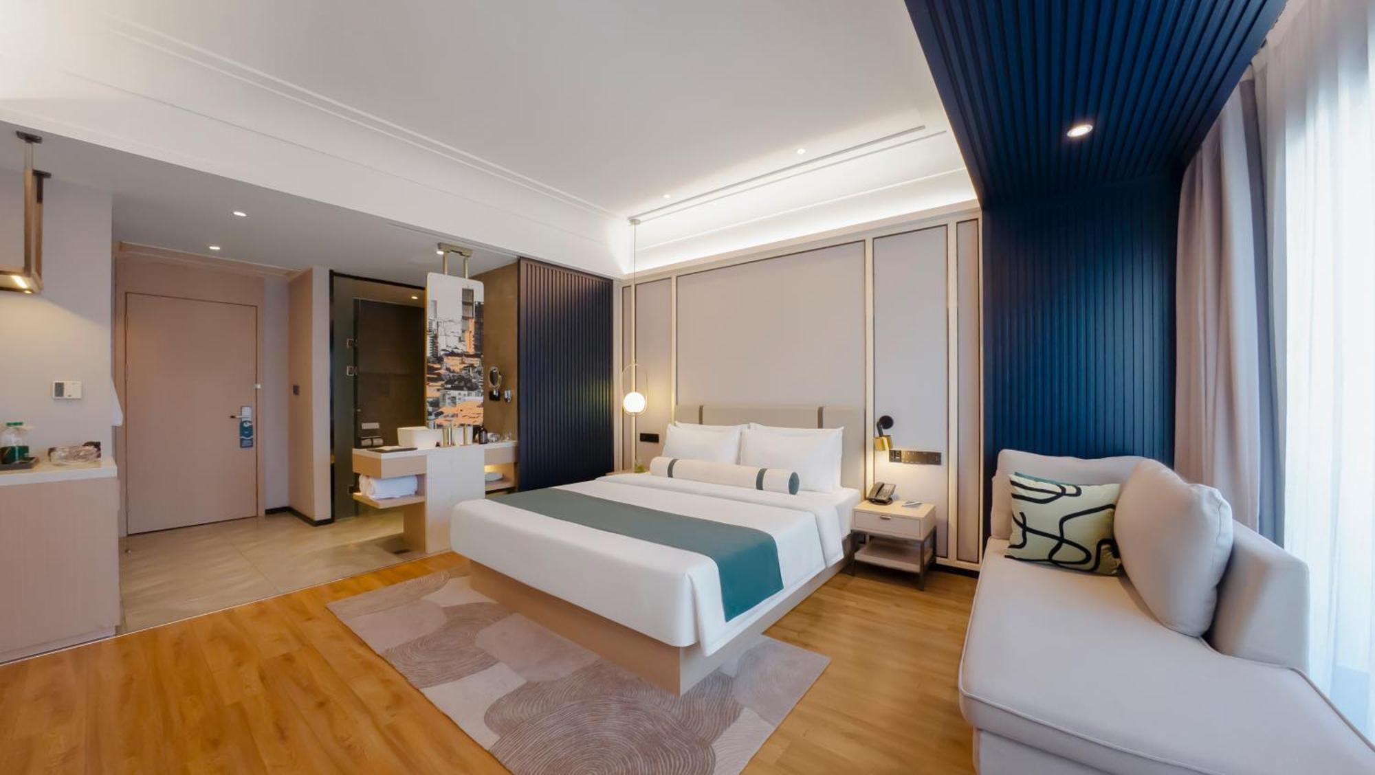 Maxx Phnom Penh Downtown By H World Hotel Exterior foto