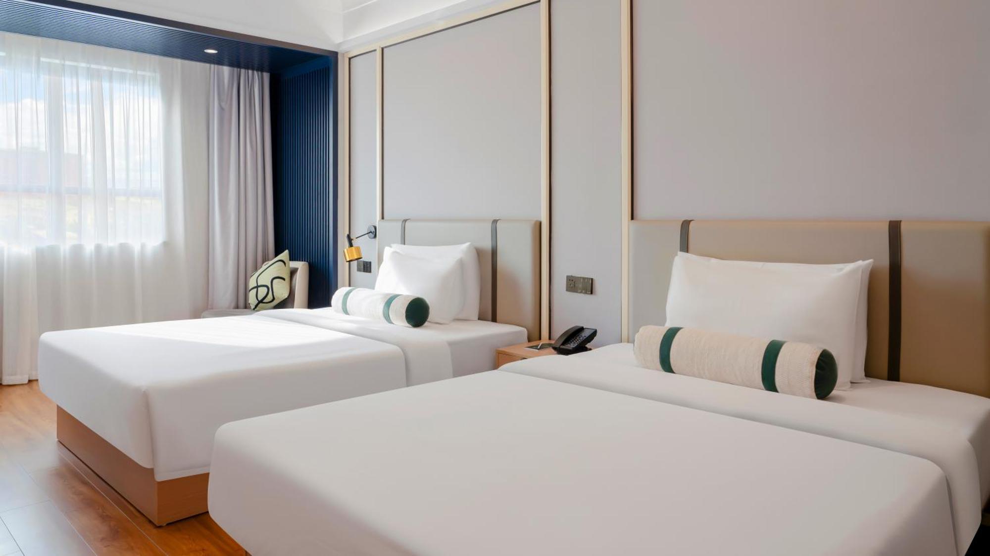 Maxx Phnom Penh Downtown By H World Hotel Exterior foto