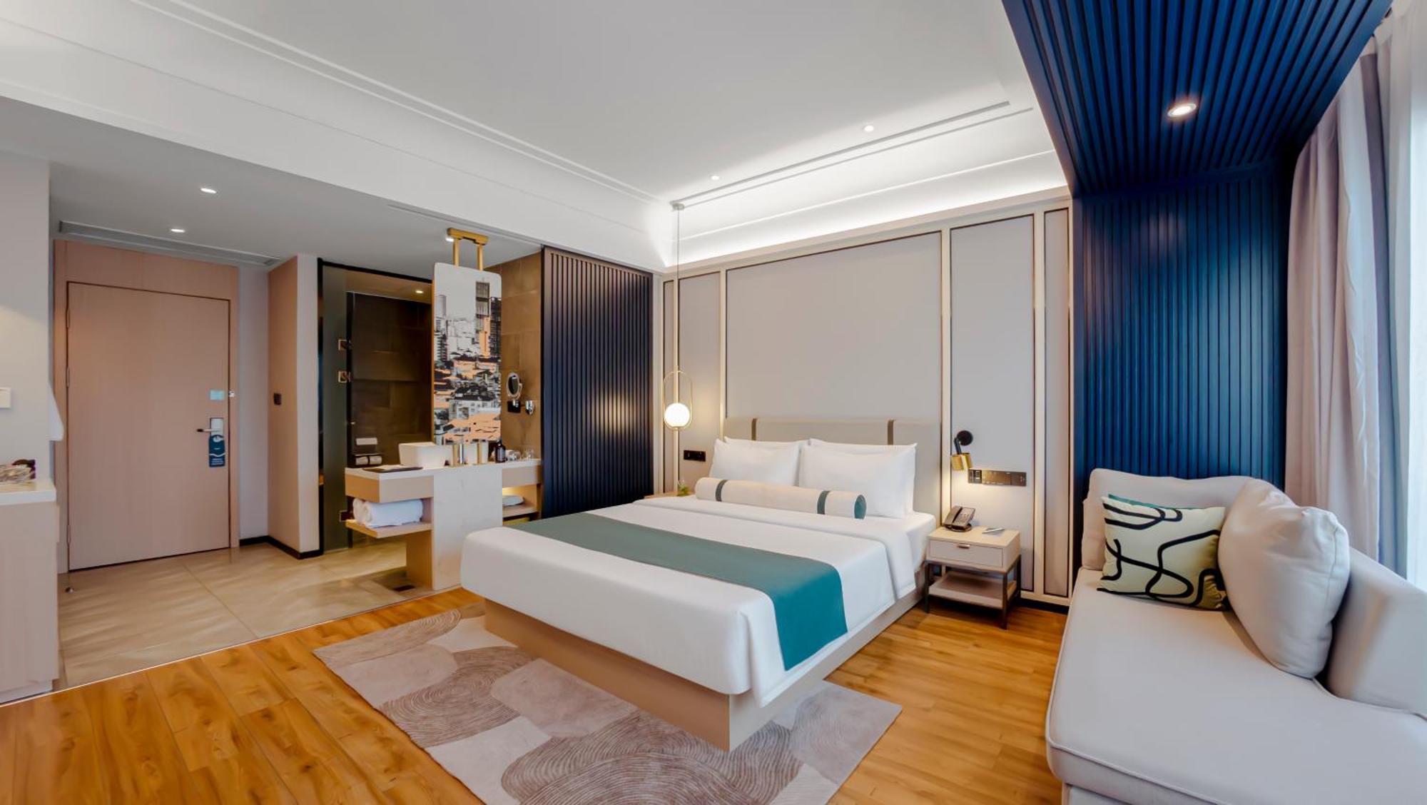Maxx Phnom Penh Downtown By H World Hotel Exterior foto
