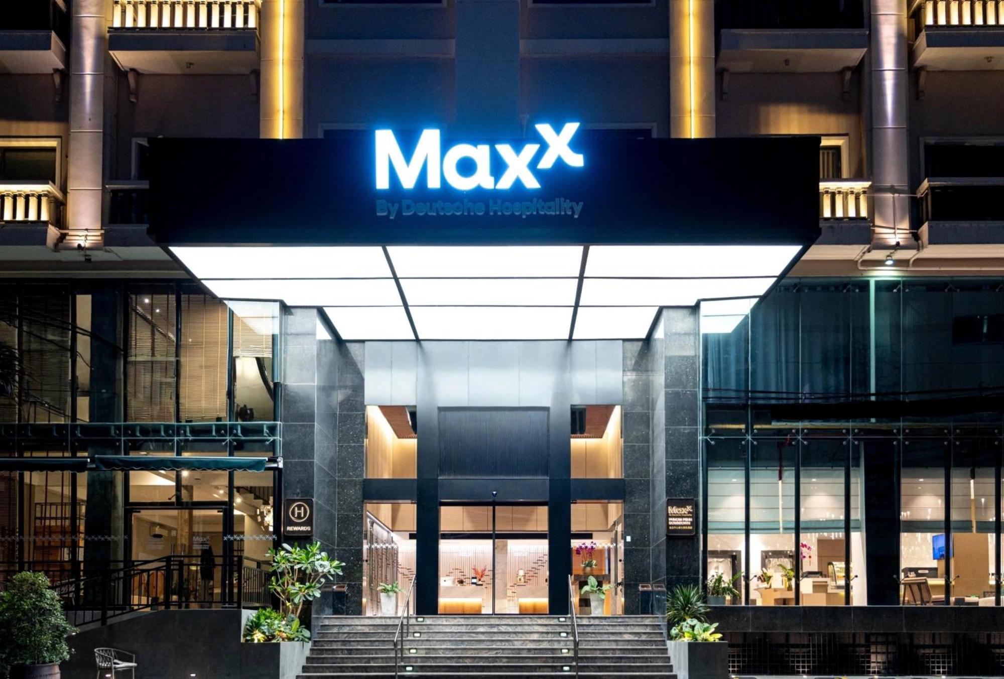Maxx Phnom Penh Downtown By H World Hotel Exterior foto